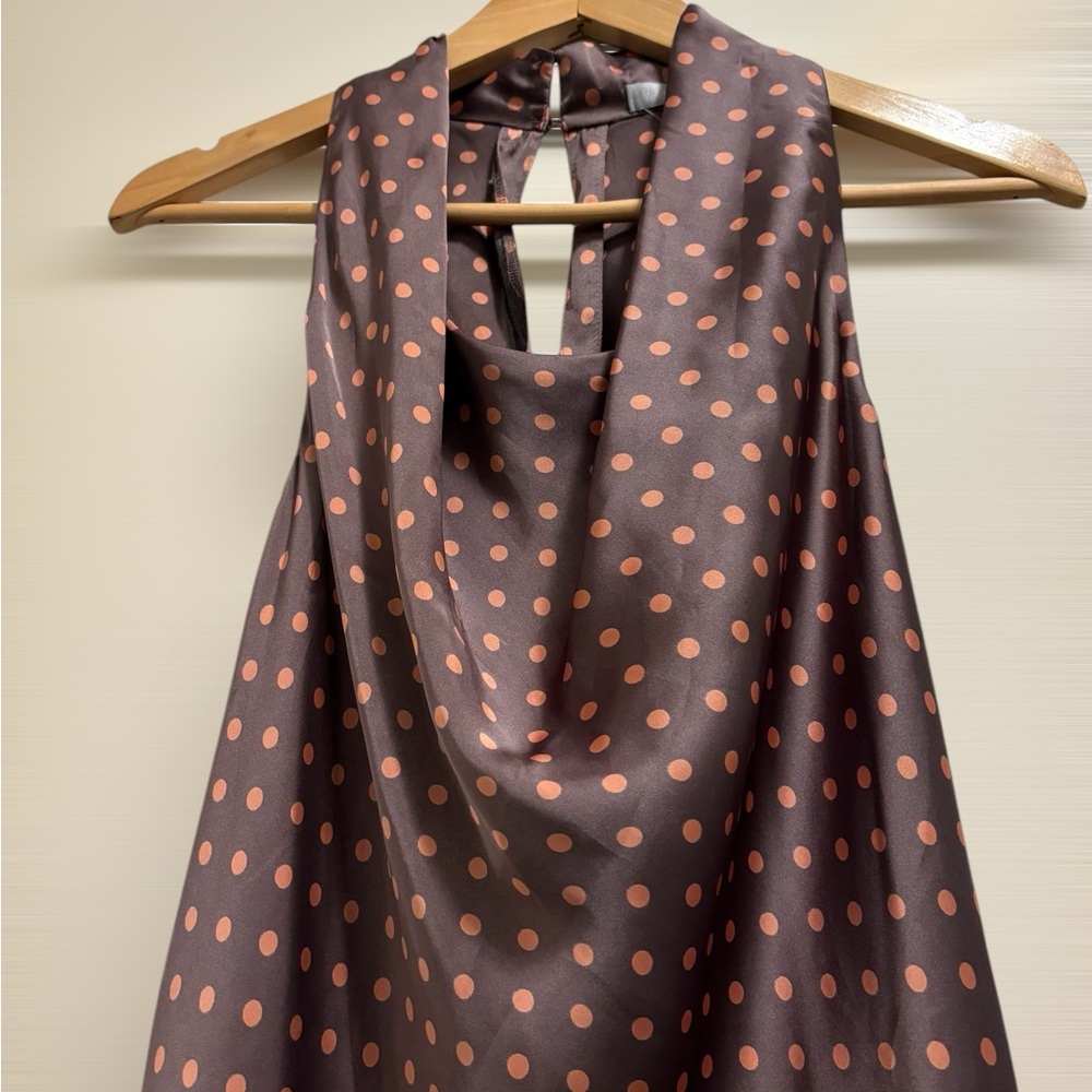 Violet & Claire Size M Brown/Orange Poker Dot Sleeveless Draped Neckline Blouse - Picture 14 of 15